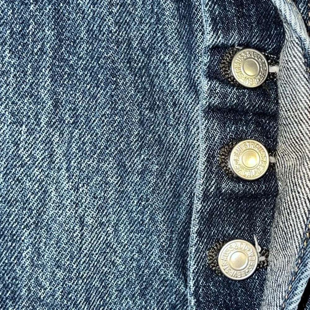 VTG Levi's 501 Jeans W40‎ L30 Blue Classic Fit Straight Leg Casual Button Fly
